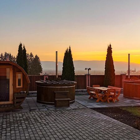 Sanderson Apartments М'єркуря-Чук Екстер'єр фото